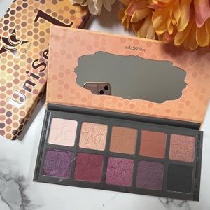 NWT UNISEX 1/ CCOLOR HIGHLY PIGMENTED SHADES IN A LARGE PALETTE PROFESSIONAL